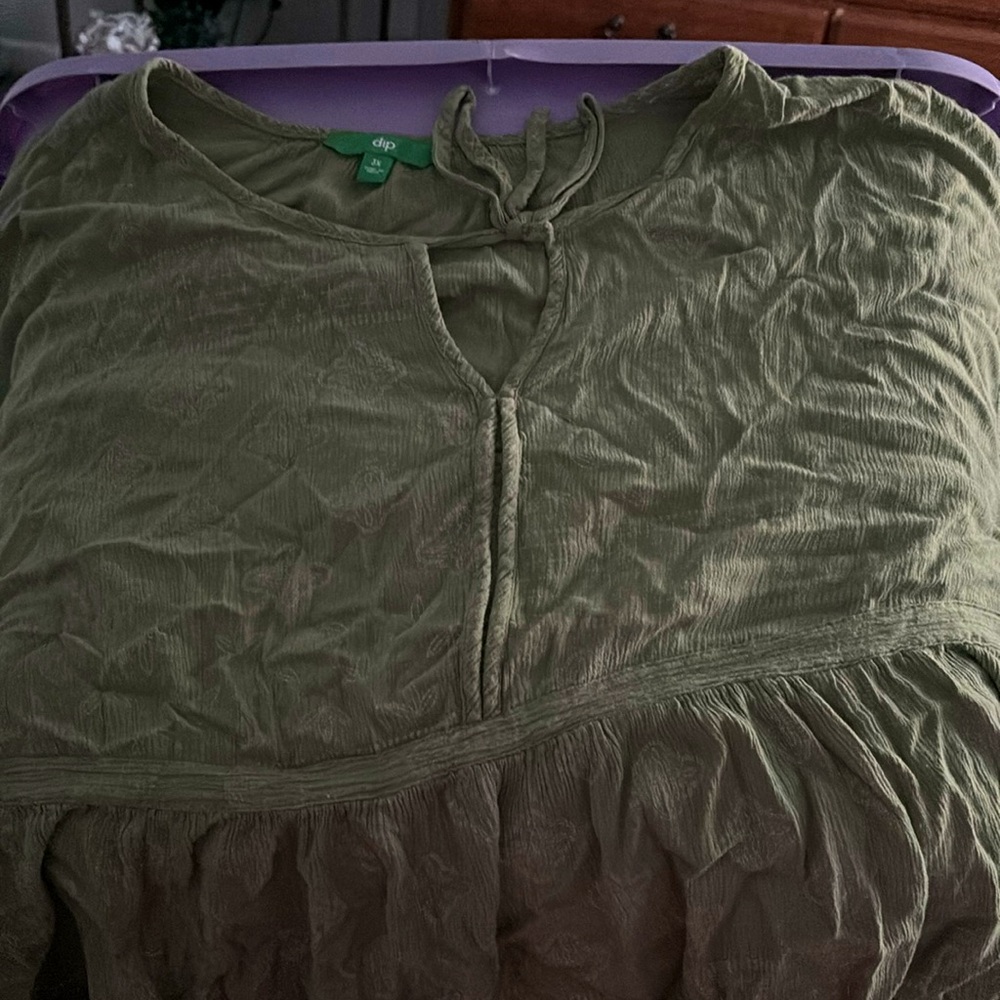 Long sleeve crop top